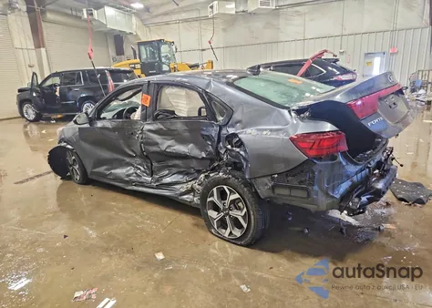 2021 Kia Forte Fe из США, поврежденный, VIN 3KPF24ADXME349581